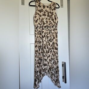 NWT WD.NY Asymmetrical Hem Floral Dress White‎ Yellow Black Spring Casual Small